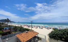 Apartamento frente ao mar, para 4 pessoas